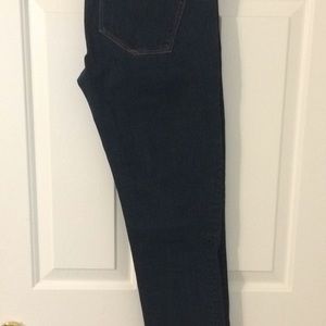 Gap maternity skinny jeans